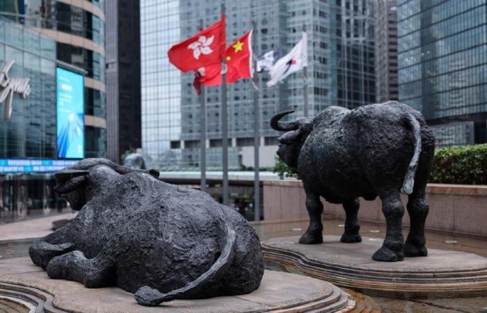 تراجع حاد في أسواق الأسهم الآسيوية.. وتعليق التداول في كوريا الجنوبية