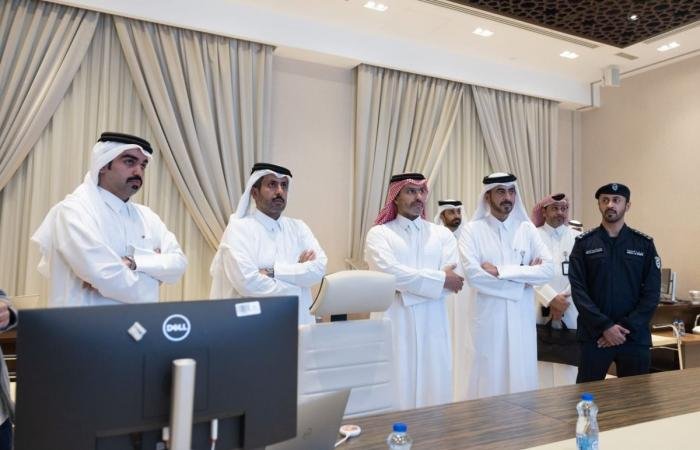 أخبار قطر | وزير التجارة يطلع على مستوى المخزون الاستراتيجي للسلع الأساسية وآليات متابعة سلاسل الإمداد | عيون الجزيرة قطر
