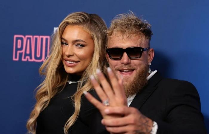 الرياضة الان | ملاكم اليوتيوب يدلل خطيبته الأولمبية بسيارة بنتلي | عيون الجزيرة الرياضي