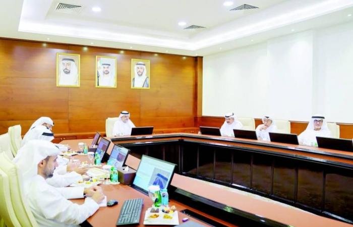 الامارات الان | ولي عهد الشارقة: تأهيل الكوادر الأمنية يسهم في حفظ الاستقرار | عيون الجزيرة الامارات