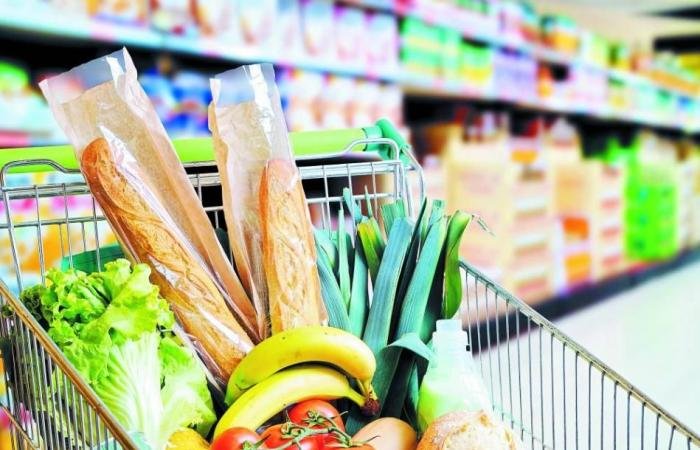 «بلومبيرغ»: وفرة غذائية في دبي رغم اضطراب الشحن العالمي