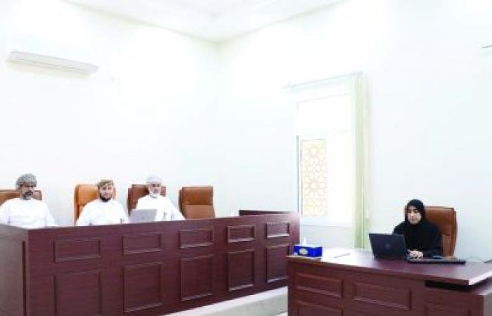 أخبار سلطنة عمان | مناقشة تسريع إجراءات الفصل في المنازعات الإيجارية بشمال الشرقية | عيون الجزيرة الاخبارية عمان