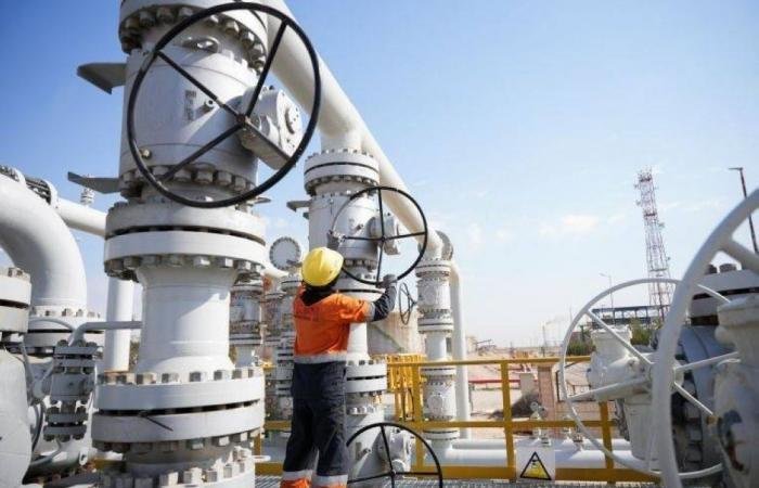 النفط يسجل أعلى مستوياته منذ 2022 عند أكثر من 119 دولارًا