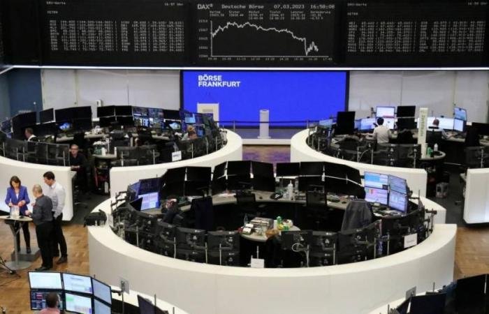 أسهم أوروبا تتراجع مع صعود النفط وتزايد المخاوف من التضخم