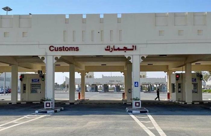 أخبار قطر |  مدير إدارة الجمارك البرية: توفير كافة التسهيلات للموردين والتجار لتيسير حركة التجارة | عيون الجزيرة قطر