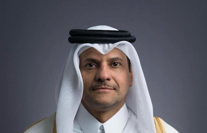 أخبار قطر | نائب رئيس مجلس الوزراء ووزير الدولة لشؤون الدفاع يتلقى اتصالا من وزير الدفاع الصومالي | عيون الجزيرة قطر