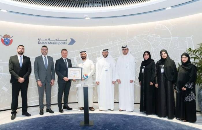 الامارات الان | بلدية دبي أفضل جهة حكومية في قيادة الابتكار | عيون الجزيرة الامارات