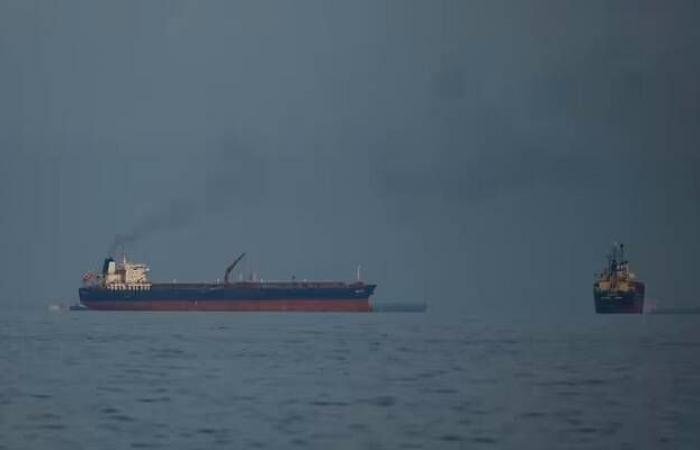 إيران تسمح لناقلتي غاز هنديتين بالمرور عبر مضيق هرمز بأمان