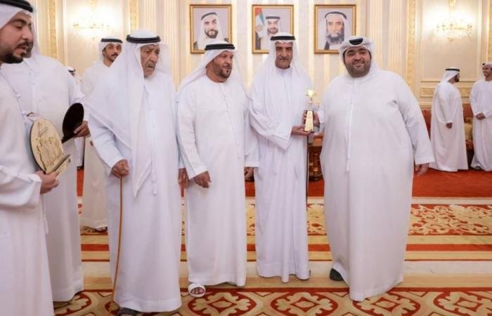 الامارات الان | الشرقي يستقبل فريق «دبا للثقافة والفنون» الفائز بجوائز «الدن» في مسقط | عيون الجزيرة الامارات