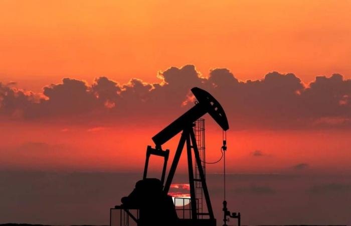 توقعات: مكاسب النفط تزداد مع استمرار الحرب