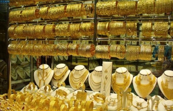 سعر الذهب في مصر الأحد 15 مارس 2026.. كم قيمة عيار 18 اليوم؟