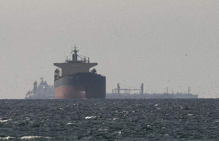 أميركا تعتزم الإعلان عن تحالف دولي لمرافقة السفن عبر مضيق هرمز | عيون الجزيرة