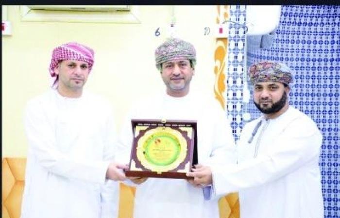 أخبار سلطنة عمان | تكريم الفائزين في مسابقة القران الكريم في لوى | عيون الجزيرة الاخبارية عمان