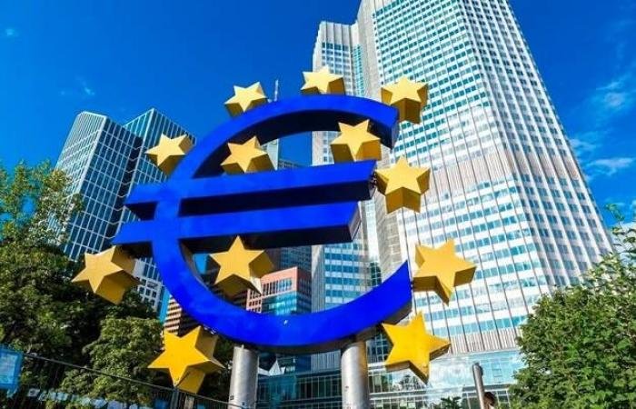 المركزي الأوروبي يقترب من تثبيت الفائدة وسط تداعيات حرب إيران