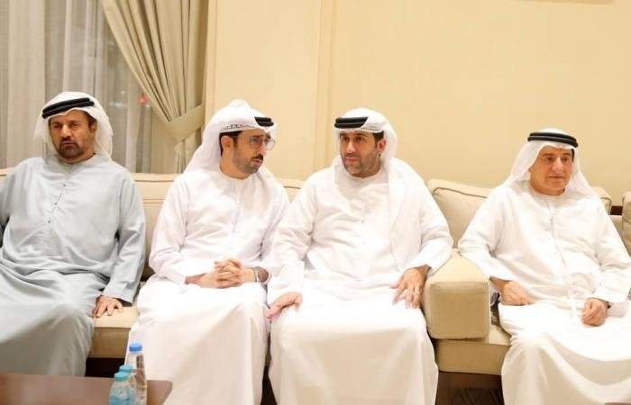 الامارات الان | سلطان بن أحمد والشيوخ يعزّون بوفاة عبدالله المزروعي | عيون الجزيرة الامارات