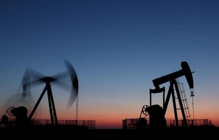 برنت يقفز 5% متجاوزاً 112 دولاراً للبرميل.. والخام الأمريكي يقترب من الـ 100