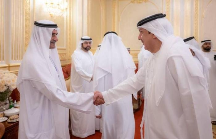الامارات الان | حمد الشرقي يستقبل المهنئين بعيد الفطر المبارك بحضور ولي عهد الفجيرة | عيون الجزيرة الامارات