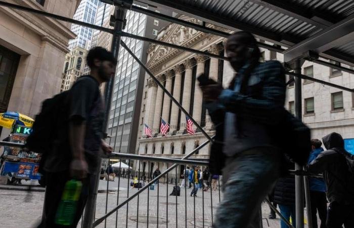 تنامي القلق.. والأسواق تتأهب لصدمة أسعار أطول من المتوقع