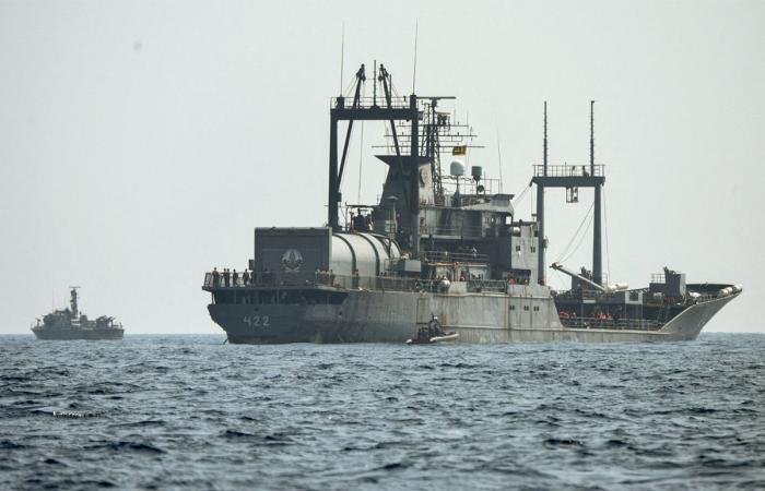 هرمز بالأرقام: 24 حادثاً و22 ضحية و23200 سفينة وبحار بعرض البحر | عيون الجزيرة