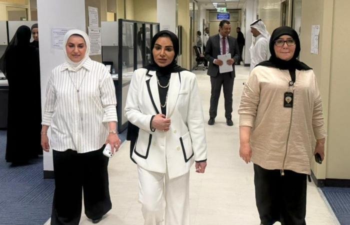 أخبار الكويت | الحويلة تفقدت إدارات «الشؤون» في مجمع الوزارات | عيون الجزيرة الكويت