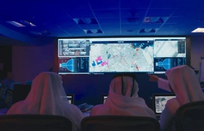 أخبار قطر | أشغال: فرقنا تعمل على مدار الساعة لتصريف مياه الأمطار وضمان انسيابية الحركة على الطرق | عيون الجزيرة قطر