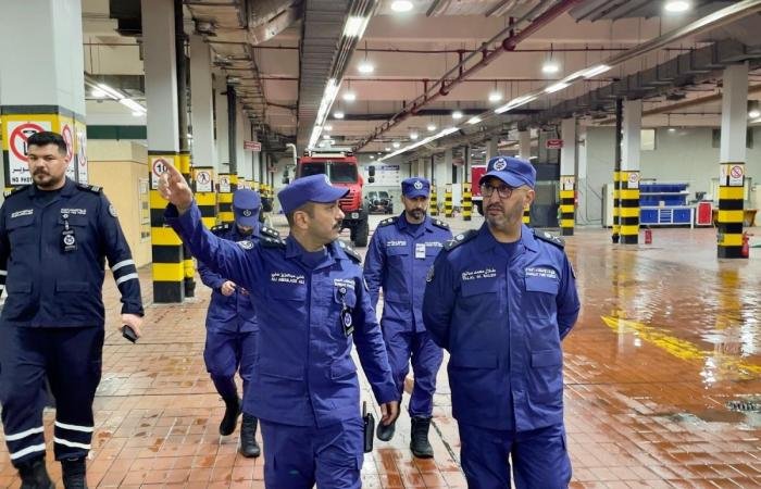 أخبار الكويت | رئيس قوة الإطفاء العام يتفقد ورش آليات الإطفاء ويشيد بجهود الكوادر الفنية | عيون الجزيرة الكويت