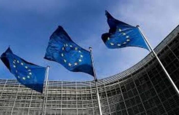 الاتحاد الأوروبي يؤجل التصويت على الحظر الدائم لواردات النفط الروسي