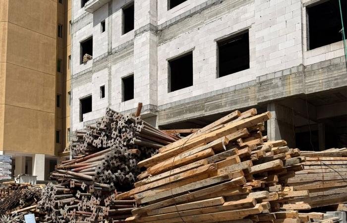 أخبار الكويت | «البلدية»: حملات مكثفة على المواقع الإنشائية بالمناطق السكنية والاستثمارية للتأكد من اشتراطات السلامة | عيون الجزيرة الكويت