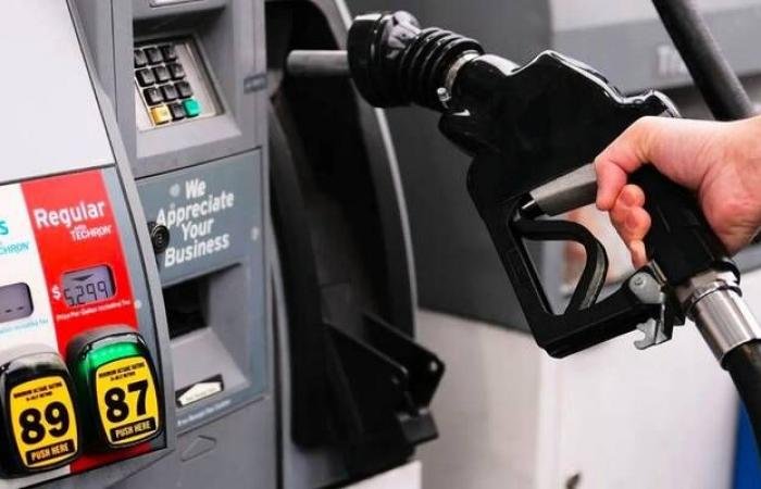 ترامب يعلق لوائح البنزين مؤقتًا لمواجهة ارتفاع أسعار الوقود