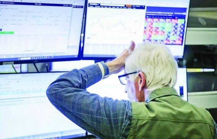 كيف تحمي محفظتك الاستثمارية من تأثيرات «أخبار الحروب»؟