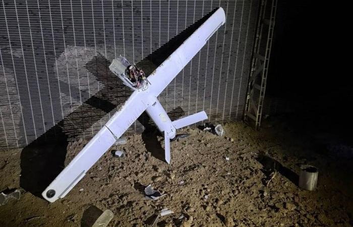 العراق: سقوط طائرة مسيرة في حقل مجنون النفطي دون أن تنفجر | عيون الجزيرة