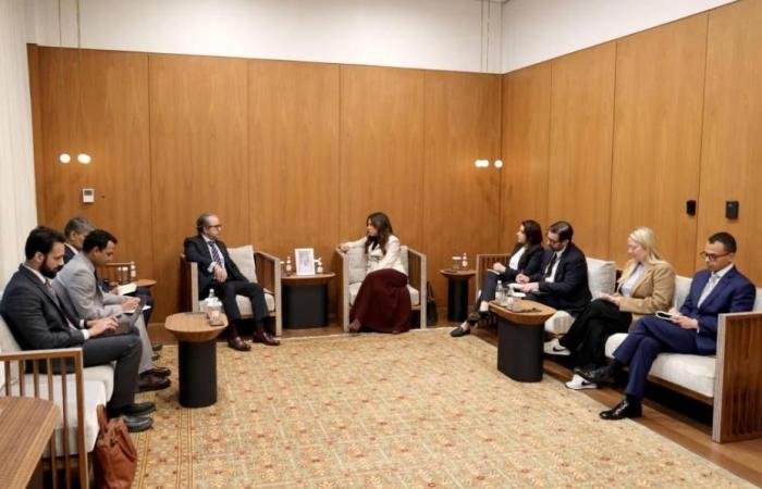 الامارات الان | لانا نسيبة: الهجمات الإيرانية تهدد السلم والأمن الدوليين | عيون الجزيرة الامارات