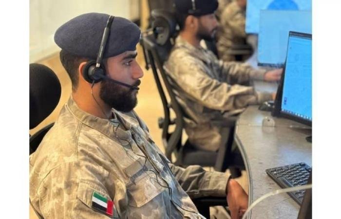 الامارات الان | شرطة أبوظبي تتعامل مع 117 ألف بلاغ خلال الحالة الجوية | عيون الجزيرة الامارات
