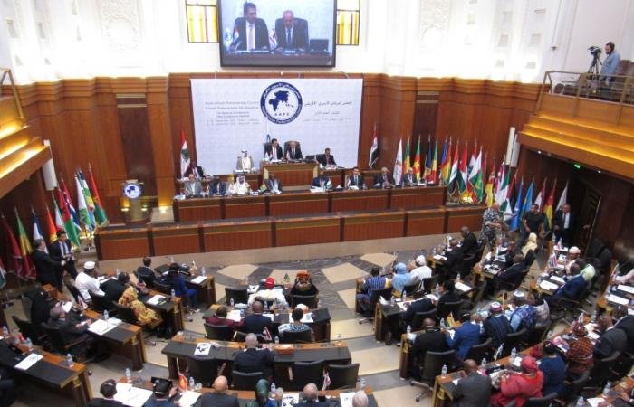 المجلس البرلماني الآسيوي - الإفريقي يدين الهجمات الإيرانية على دول الخليج والأردن | عيون الجزيرة