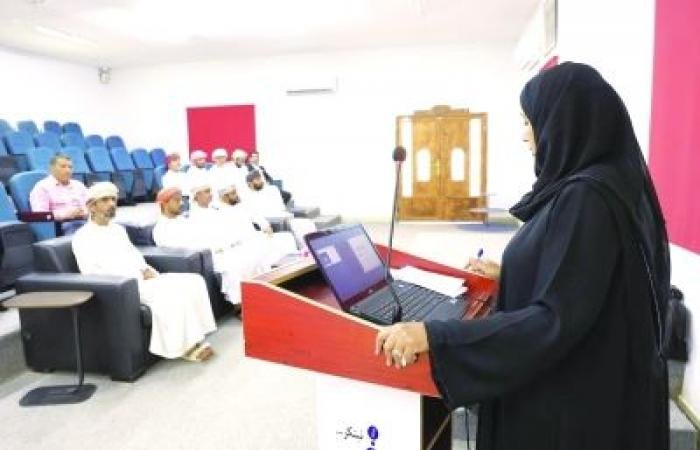 أخبار سلطنة عمان | حلقة للتعريف بمستجدات القبول والابتعاث بمدارس البريمي | عيون الجزيرة الاخبارية عمان