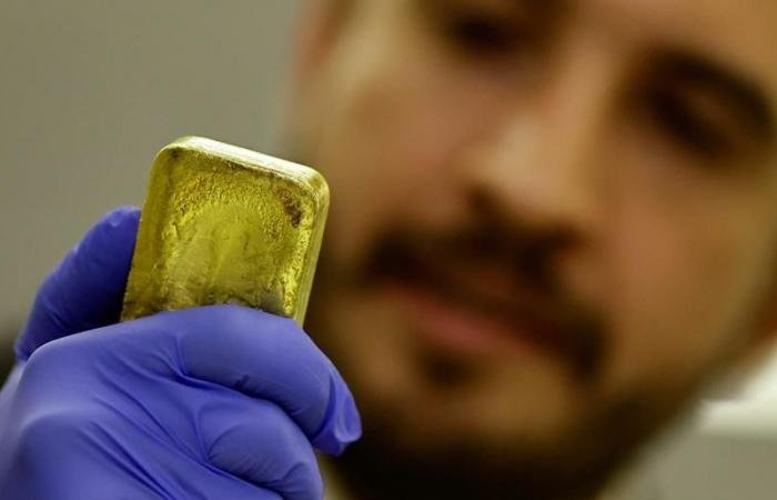 خسائر الذهب في شهر مارس الأكبر منذ 2008