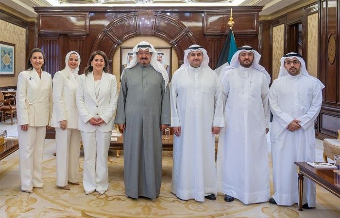أخبار الكويت | رئيس مجلس الوزراء يستقبل وزير العدل ورئيس وأعضاء «هيئة مكافحة الفساد» | عيون الجزيرة الكويت