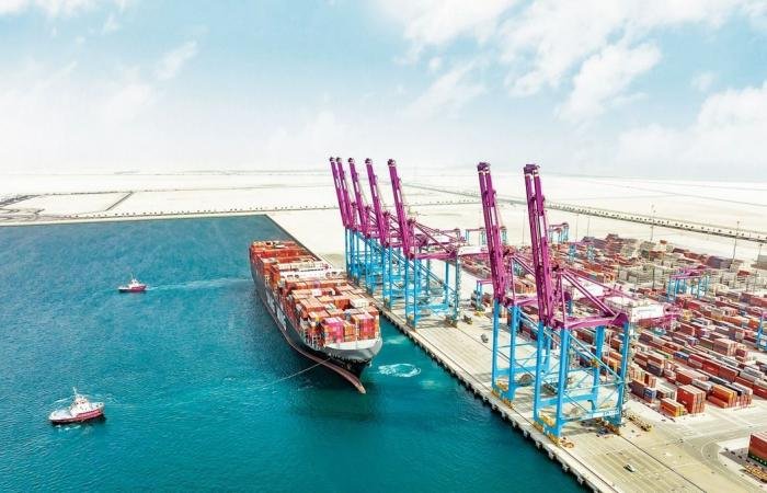 تداول واقتصاد | مجلس التخطيط: 7.1 % فائض الميزان التجاري في فبراير للدولة | عيون الجزيرة مال واقتصاد