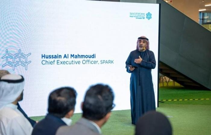 «الشارقة للابتكار» يطلق مركزاً للذكاء الاصطناعي