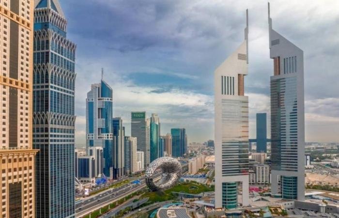 الامارات الان | دبي تحذر من أخبار مضللة تبثها حسابات من خارج الدولة | عيون الجزيرة الامارات