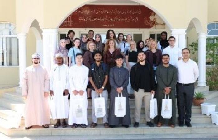 أخبار سلطنة عمان | معهدُ السُّلطان قابوس لتعليم اللّغة العربيّة للناطقين بغيرها يستقبل دارسي الدّورة الـ 61 | عيون الجزيرة الاخبارية عمان