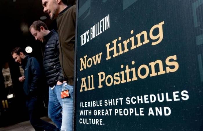 القطاع الخاص الأمريكي يضيف 62 ألف وظيفة خلال مارس