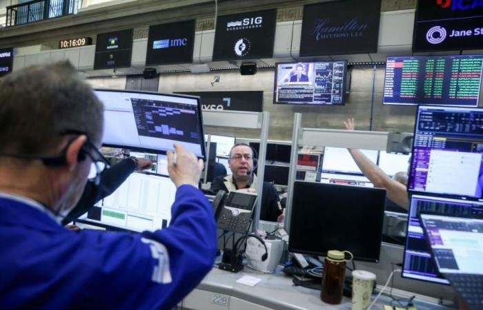 أسهم التكنولوجيا الأمريكية تواجه تحديات الحفاظ على جاذبيتها