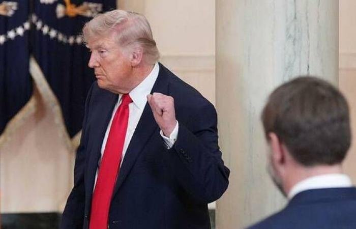 ترامب يحمّل إيران مسؤولية ارتفاع أسعار البنزين