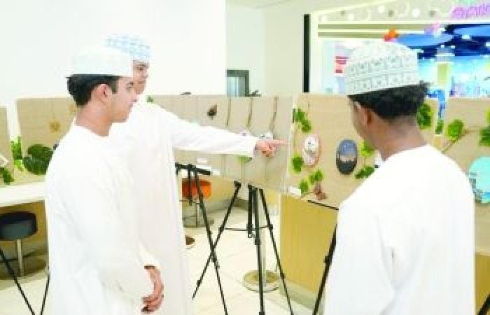 أخبار سلطنة عمان | فعالية تربوية تبرز جماليات الأعمال الفنية الصغيرة بجنوب الشرقية | عيون الجزيرة الاخبارية عمان