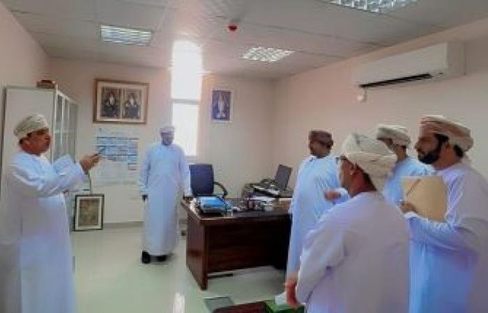 أخبار سلطنة عمان | متابعة تطبيق نظام إدارة الوثائق بتعليمية جنوب الشرقية | عيون الجزيرة الاخبارية عمان