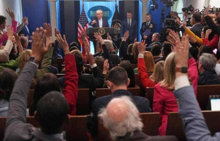 الامارات الان | ترامب يهدد بتدمير جسور إيران «خلال أربع ساعات» | عيون الجزيرة الامارات