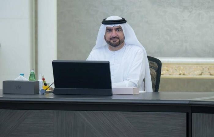 الامارات الان | «تنفيذي الشارقة» يشكل لجنة ضبط وإزالة المخالفات في المستودعات التجارية والصناعية | عيون الجزيرة الامارات