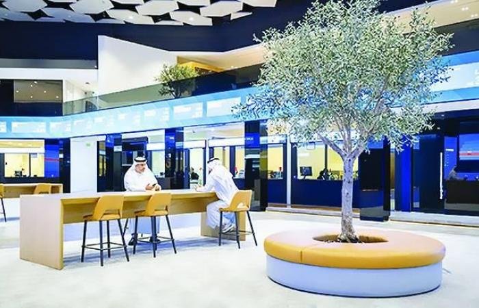 تداولات حذرة تعيد أسهم الإمارات إلى التراجع