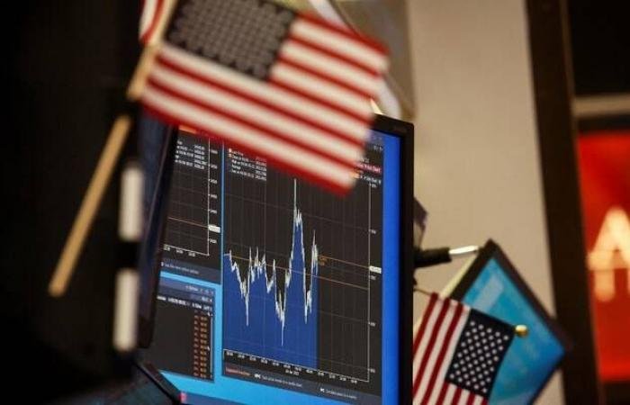 ارتفاع "وول ستريت" وسط ترقب التطورات في الشرق الأوسط